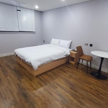 Aroomi Hotel Hyupjae Jeju Ngoại thất bức ảnh